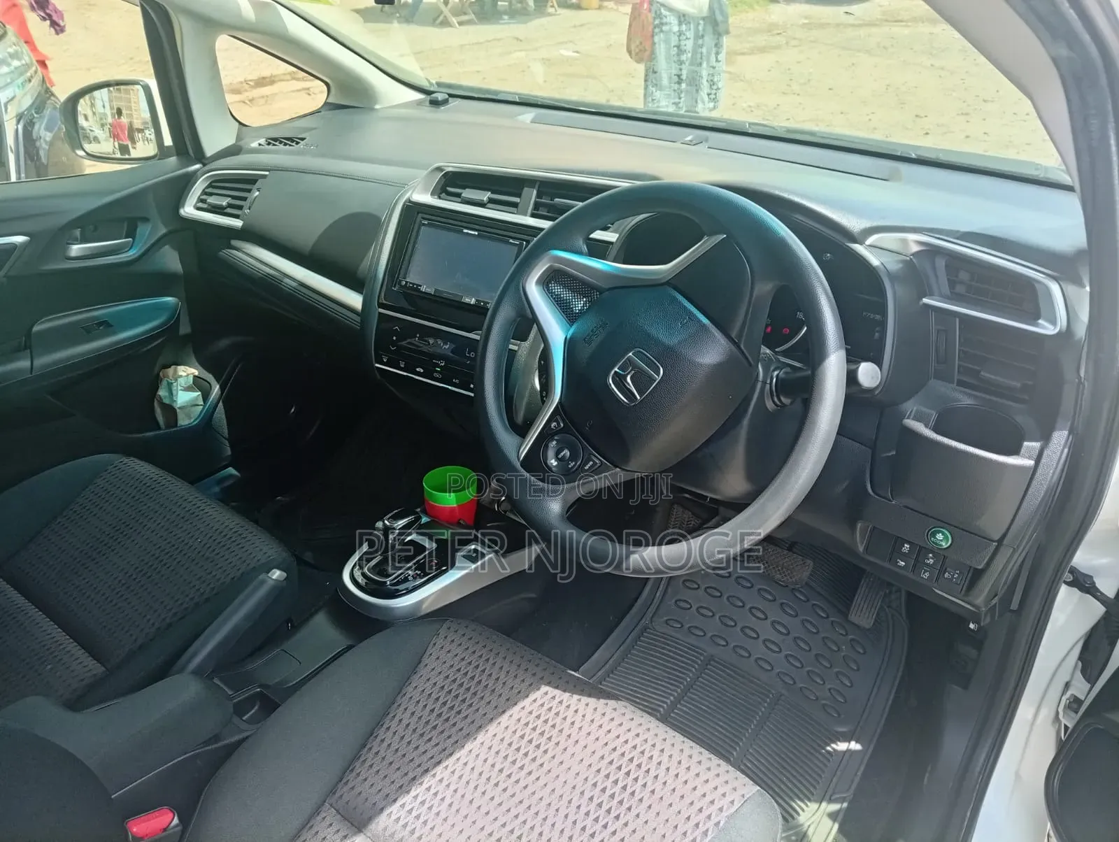 Honda Fit 2018 Pearl