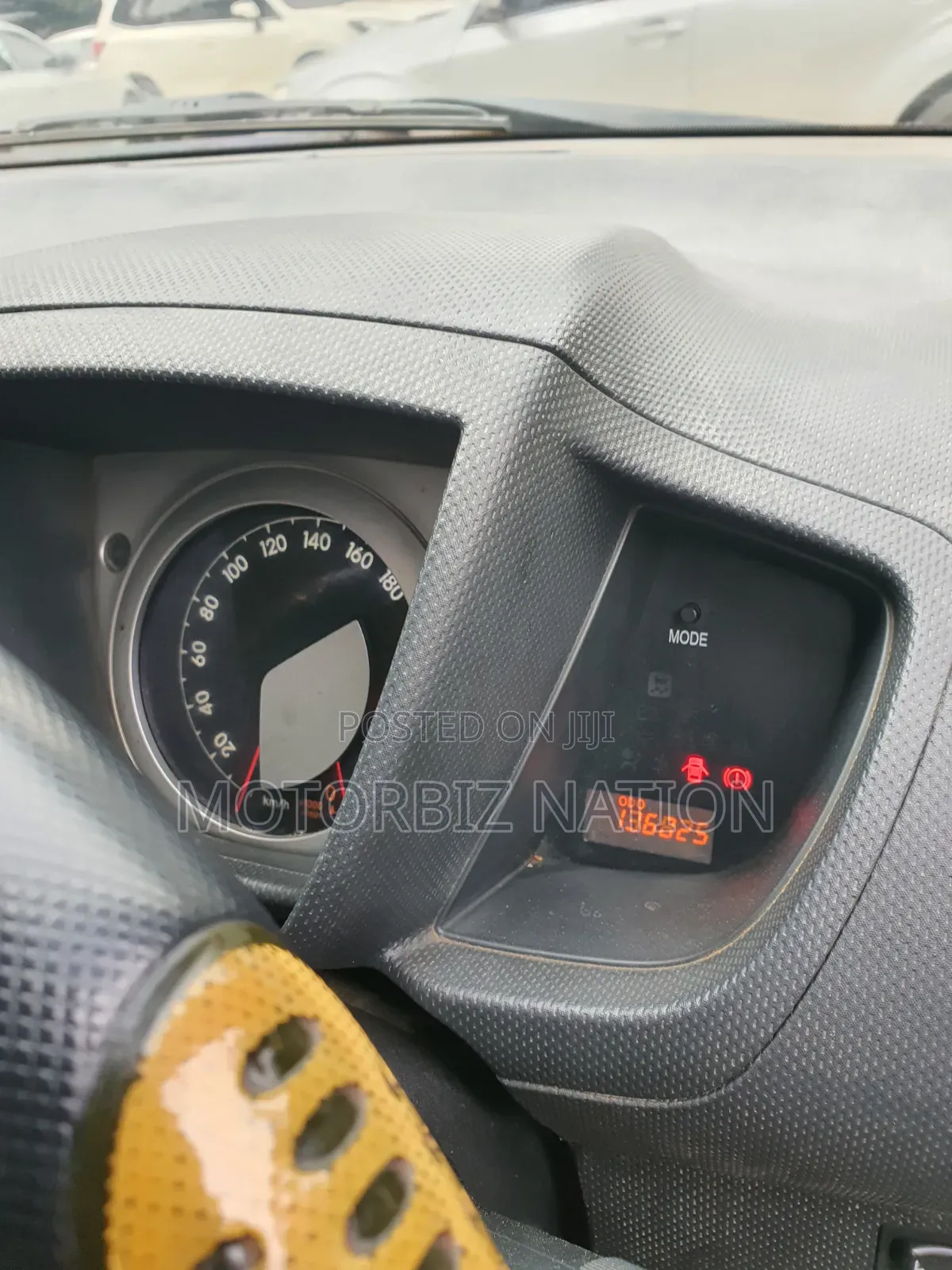 Toyota IST 2008 Maroon