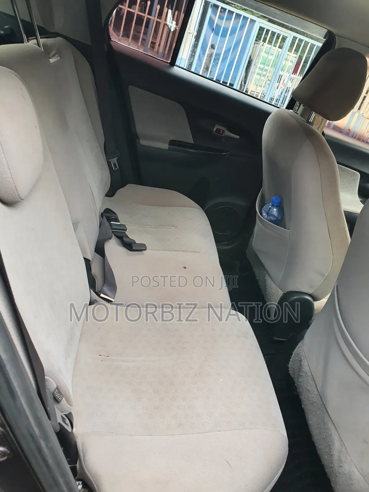 Toyota IST 2008 Maroon