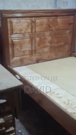 Solid Mahogany Beds