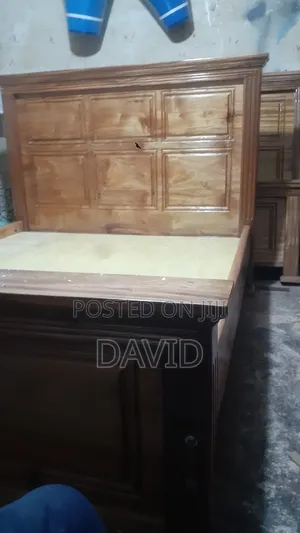 Solid Mahogany Beds