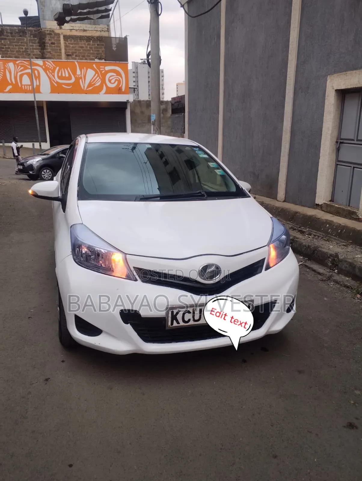 Toyota Vitz 2012 White
