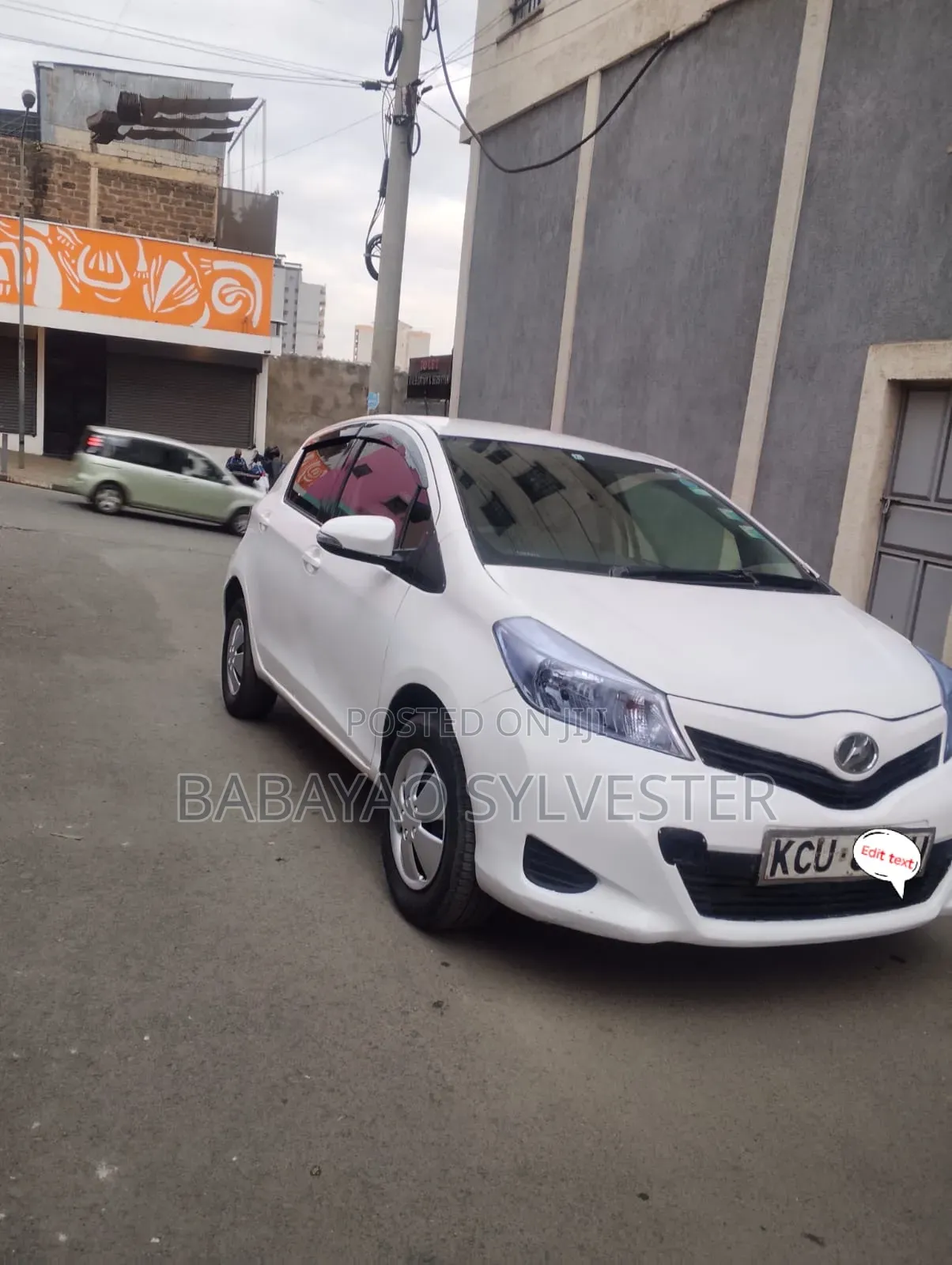 Toyota Vitz 2012 White