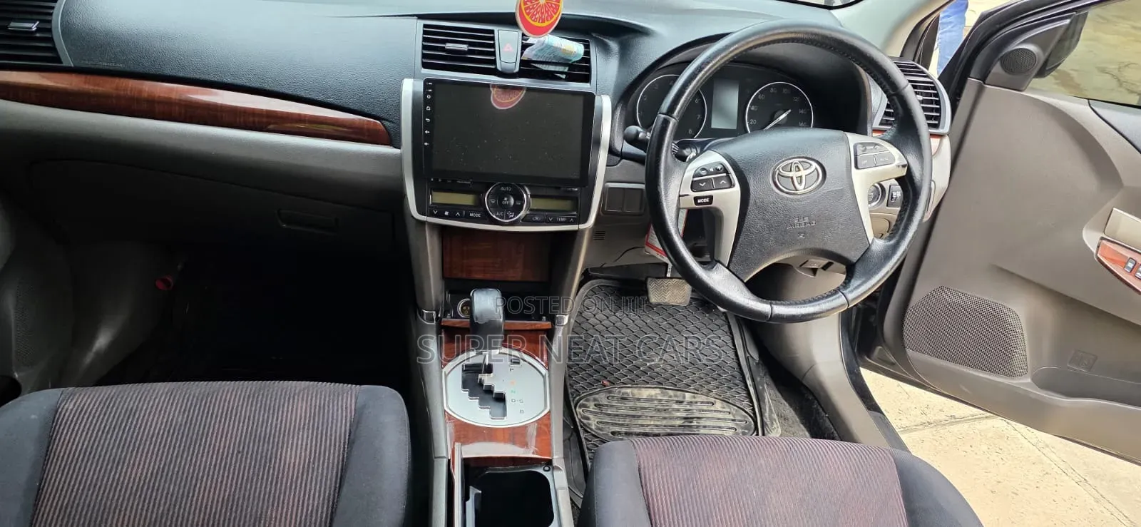 Toyota Premio 2014 Gray