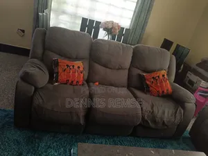 Luxury 3+2+1 Fabric Recliner Sofa Set – Very Clean Comfortable