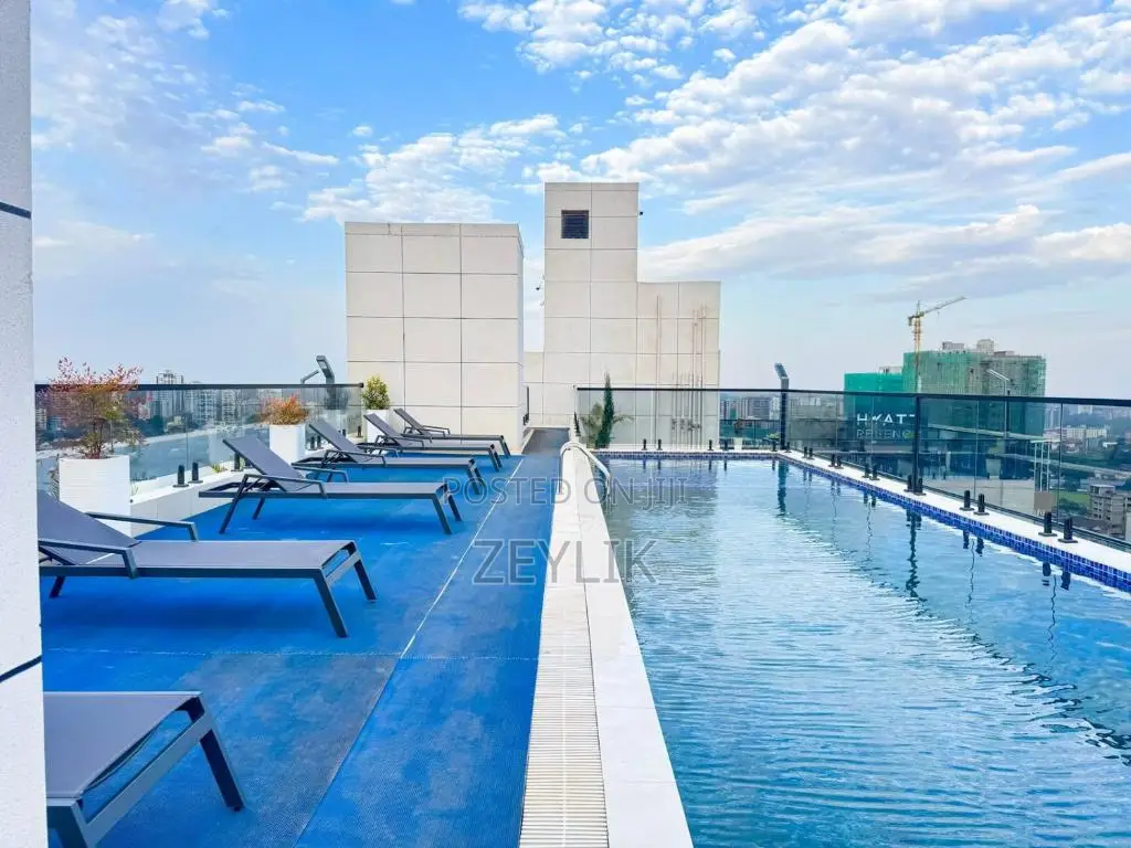 GTC Luxury 1BR AirBnb Misty Springs | Rooftop Pool Gym