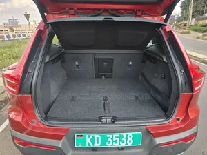 Volvo XC40 2019 Red