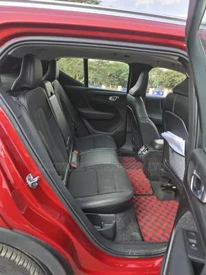 Volvo XC40 2019 Red