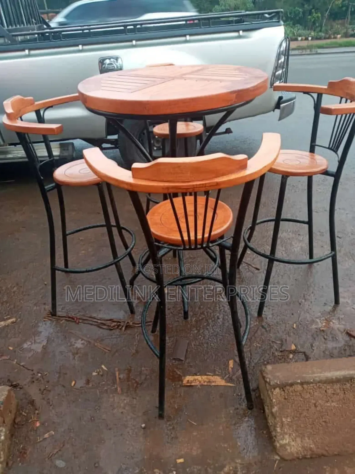 Upholstered/Wooden Metallic Club Chairs /Comfort