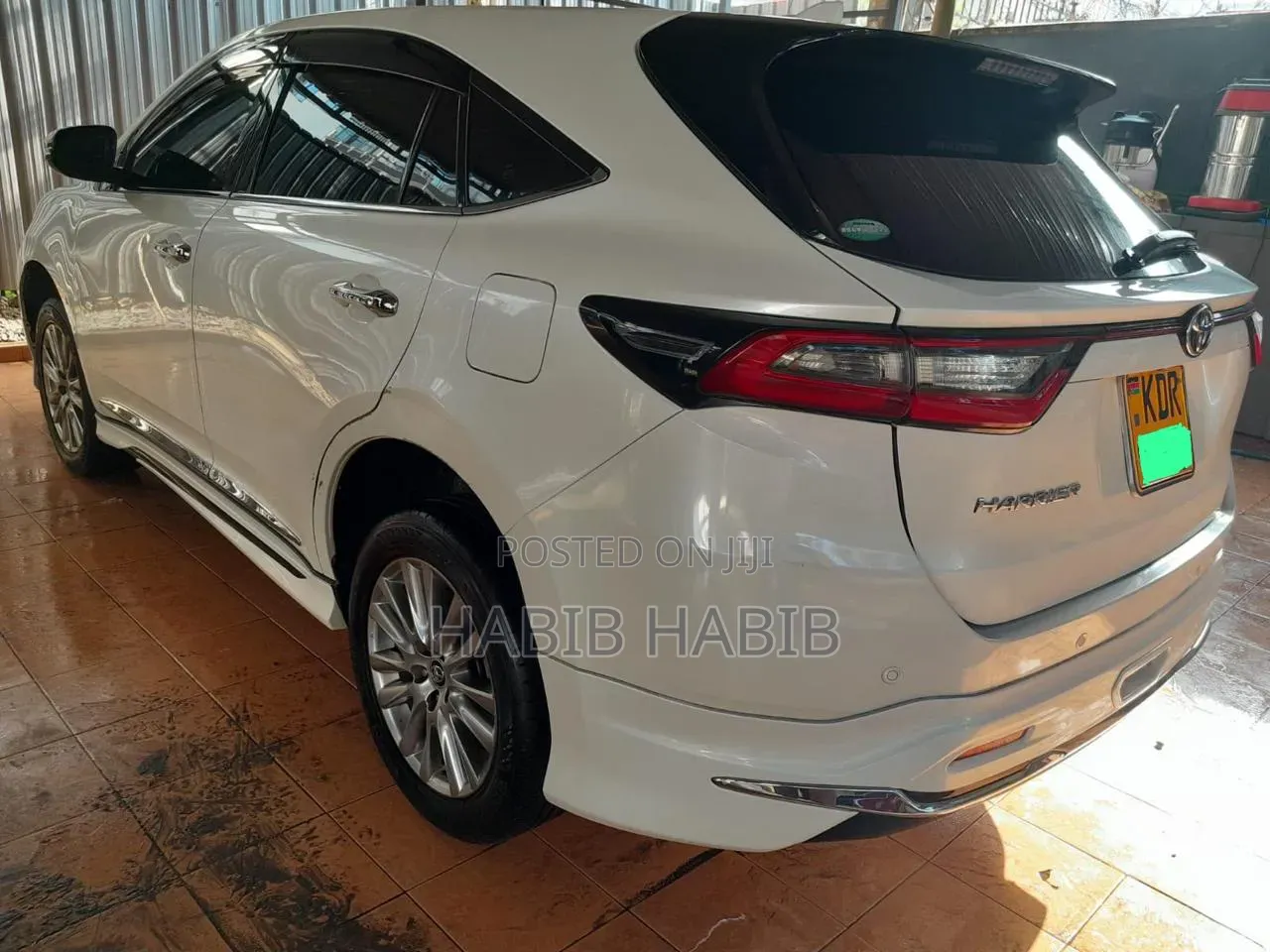 Toyota Harrier 2.0 2019 White