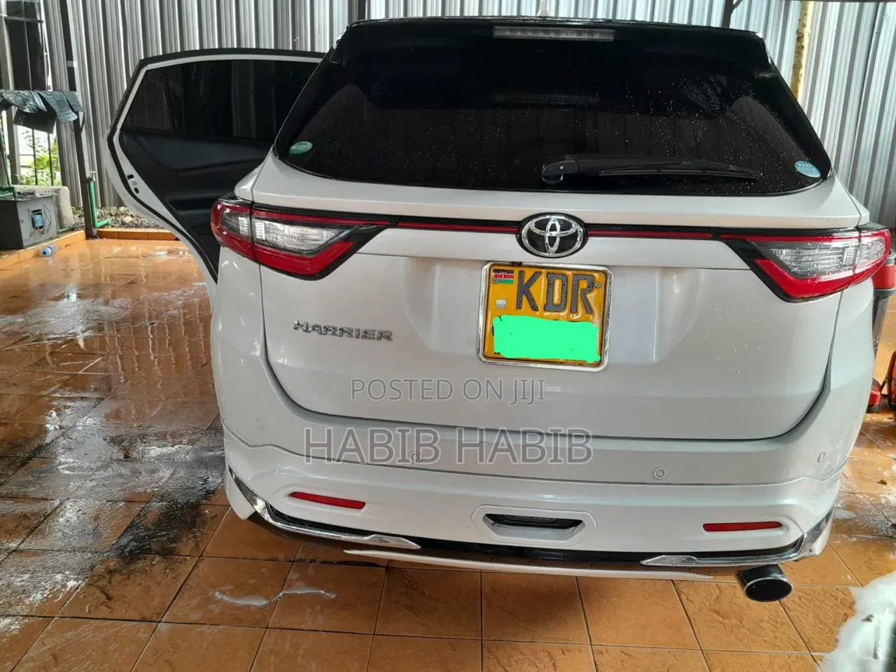 Toyota Harrier 2.0 2019 White