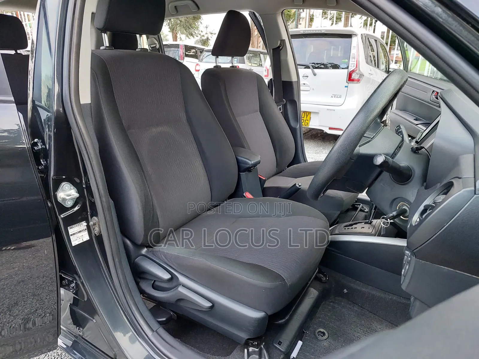 Toyota Corolla Fielder 2018 Black