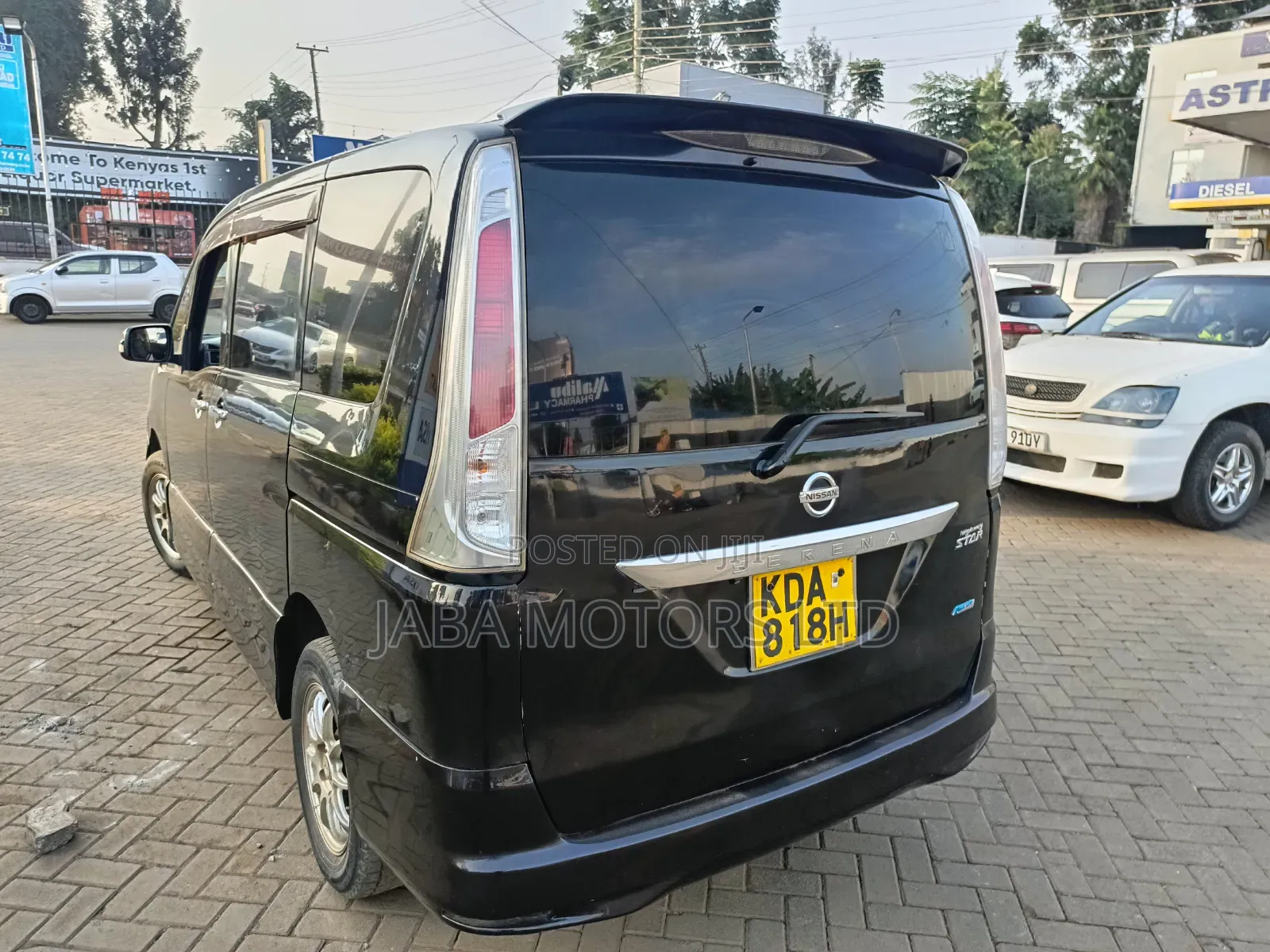 Nissan Serena 2012 Black