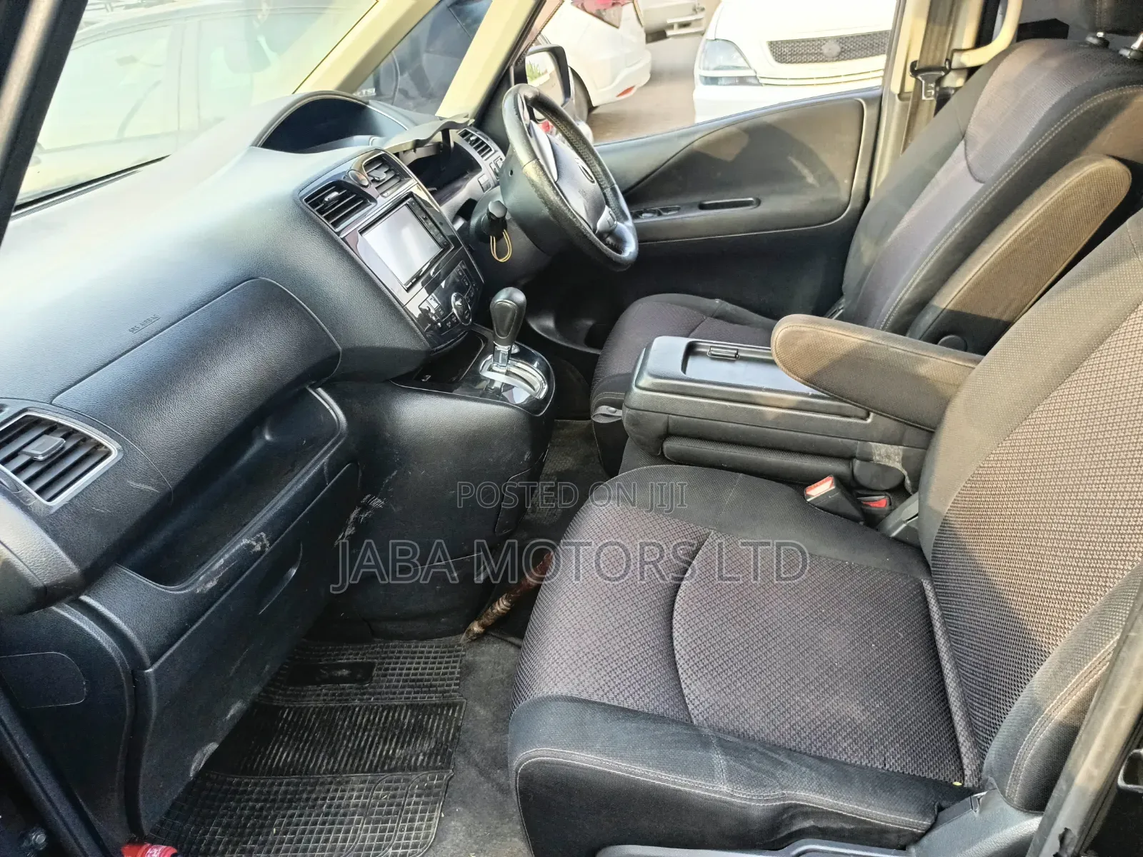 Nissan Serena 2012 Black