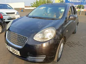 Nissan March 2015 Maroon