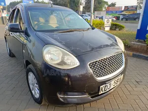 Nissan March 2015 Maroon