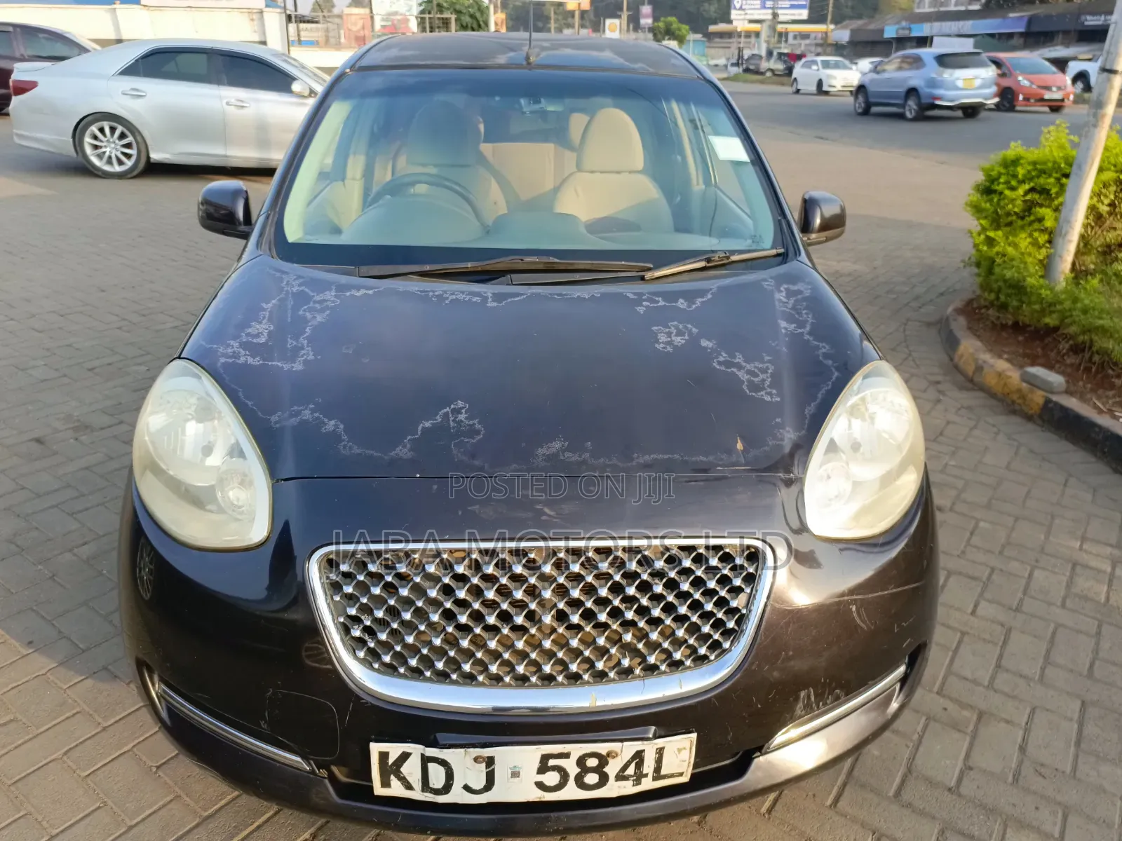 Nissan March 2015 Maroon