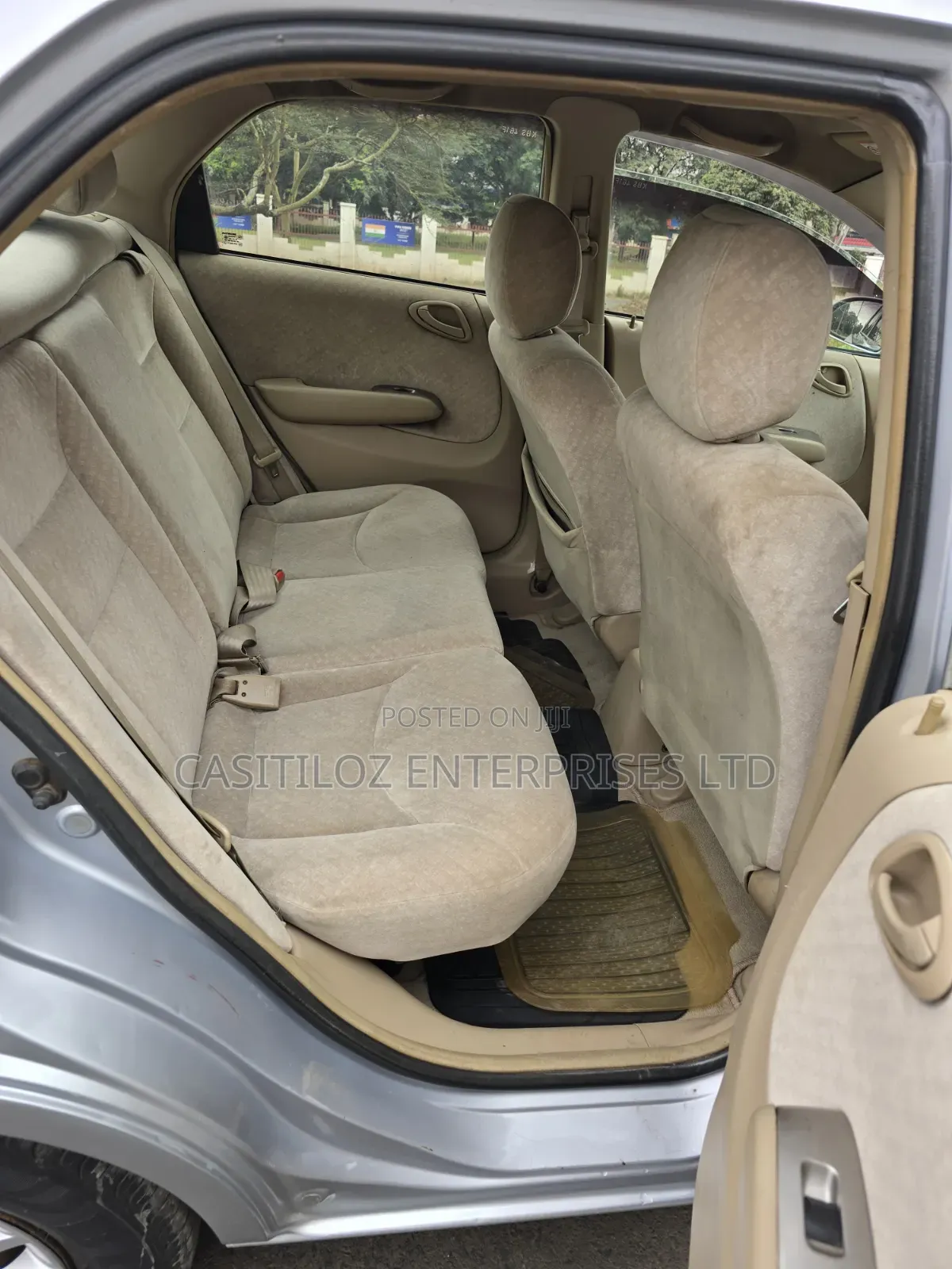Honda Fit Aria 2006 Silver
