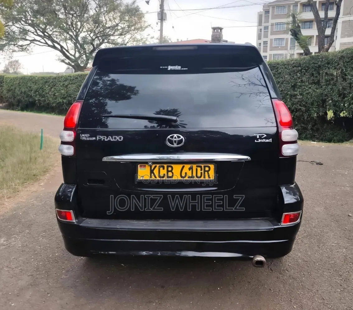 Toyota Land Cruiser Prado 2007 Black
