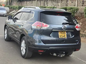 Nissan X-Trail 2017 Blue