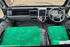 Mitsubishi Fuso Canter 2019 White