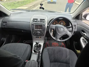 Toyota Corolla 2008 White