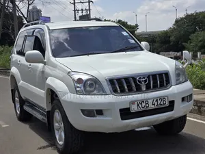 Toyota Land Cruiser Prado 2007 White