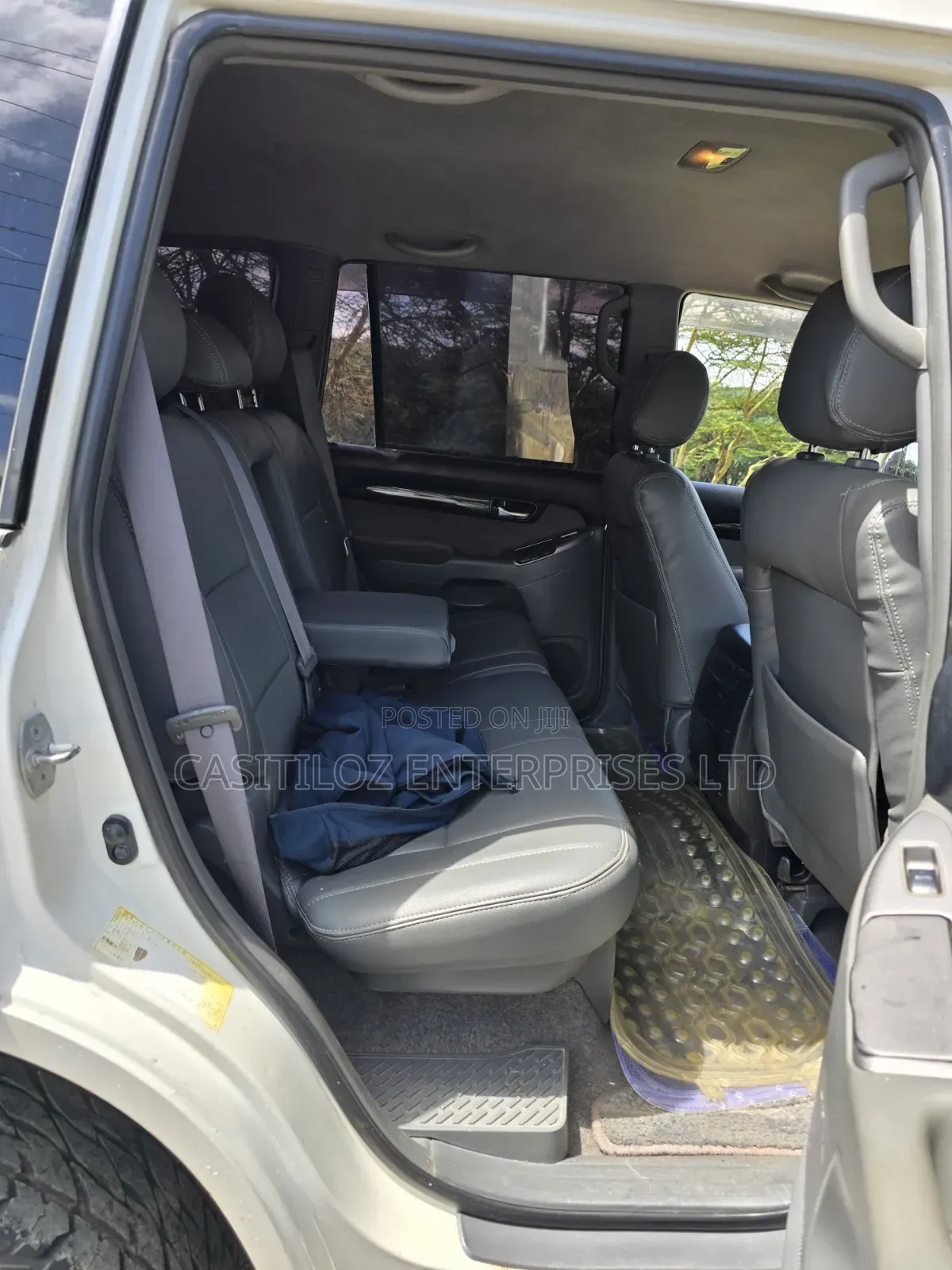 Toyota Land Cruiser Prado 2007 White