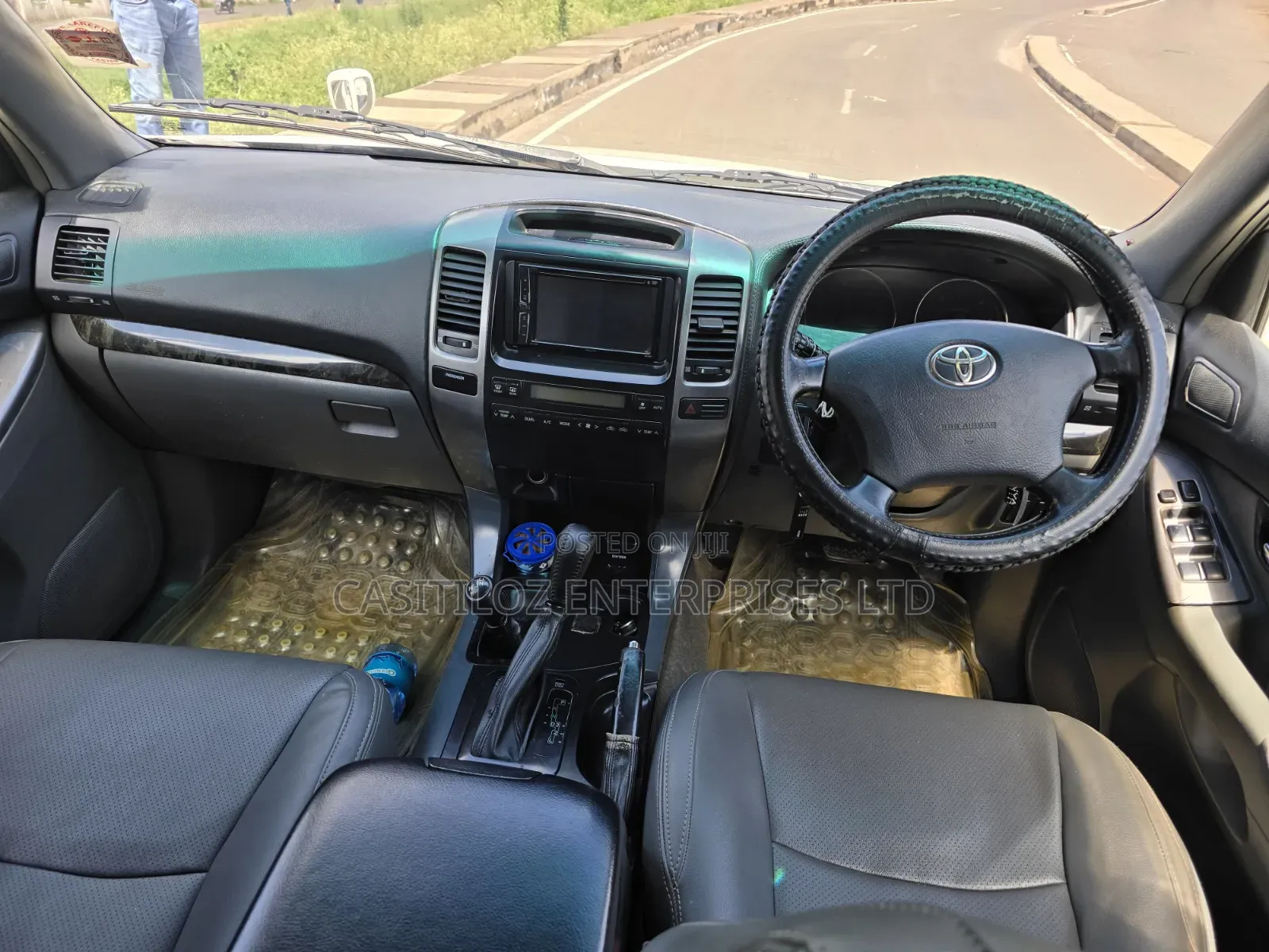Toyota Land Cruiser Prado 2007 White