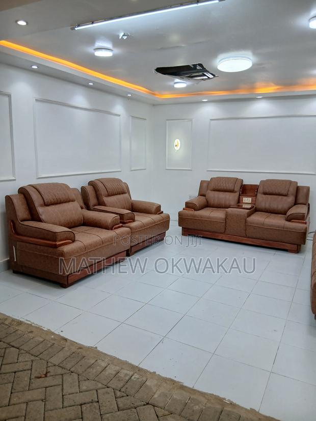 Executive Sofa - thumbnail 2