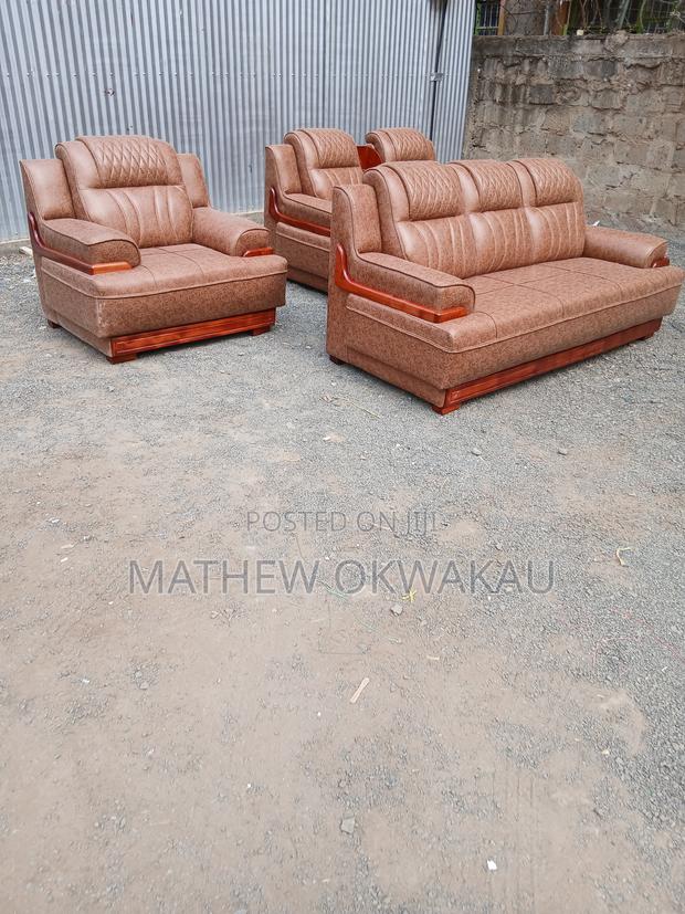 Executive Sofa - thumbnail 4