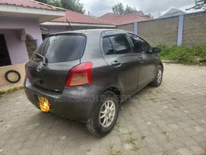 Toyota Vitz 2007 Black