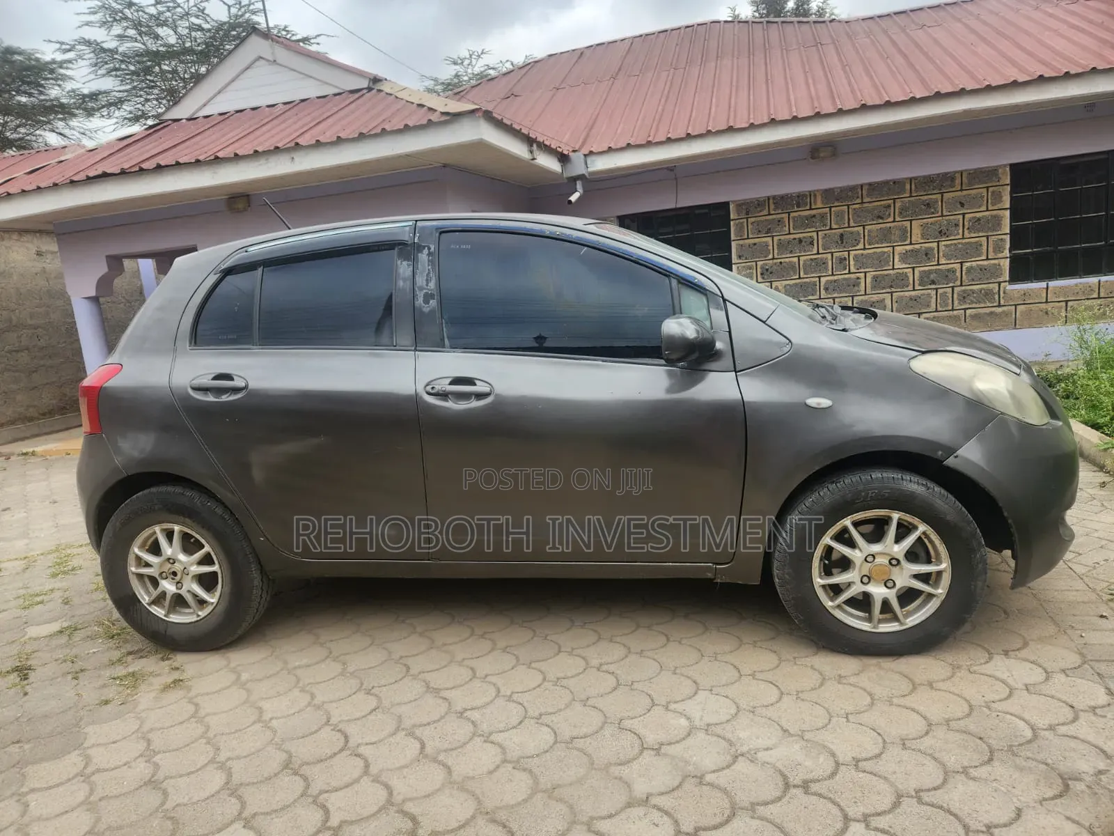 Toyota Vitz 2007 Black