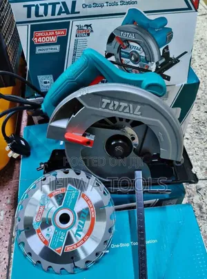 Total Circular Saw 1400 Watts, 7 Inches