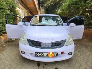 Nissan Tiida 2011 White