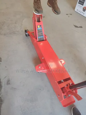 Balanced and Safety Operation 10tn Truck Trolley Jack Machine Sunshine