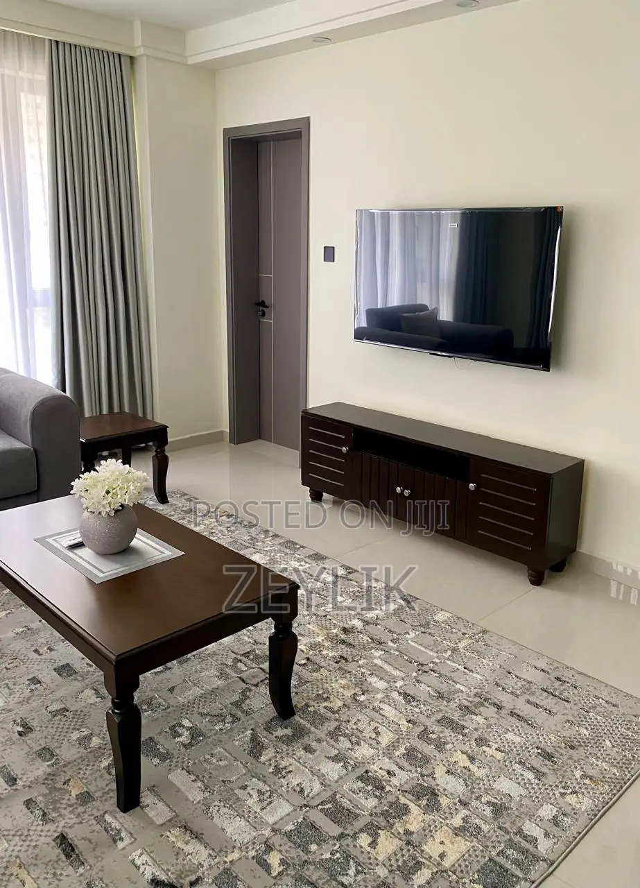 GTC Luxury 1BR AirBnb Misty Springs | Rooftop Pool Gym