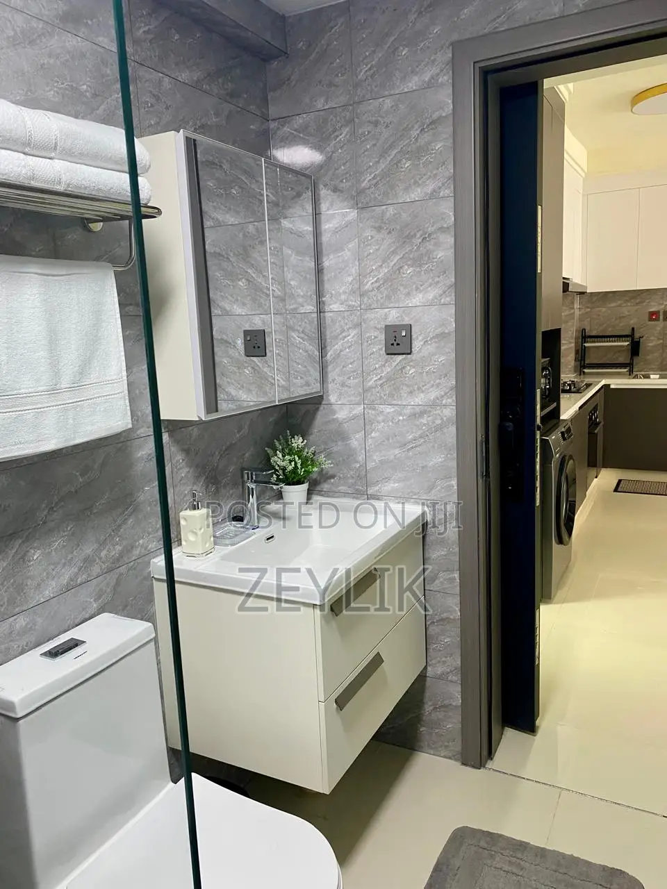 GTC Luxury 1BR AirBnb Misty Springs | Rooftop Pool Gym