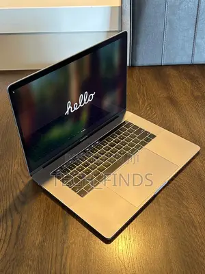 Laptop Apple MacBook Pro 2019 32GB Intel Core i7 SSD 256GB