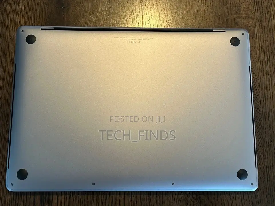 Laptop Apple MacBook Pro 2019 32GB Intel Core i7 SSD 256GB