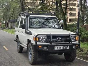 Toyota Land Cruiser 2012 Gold