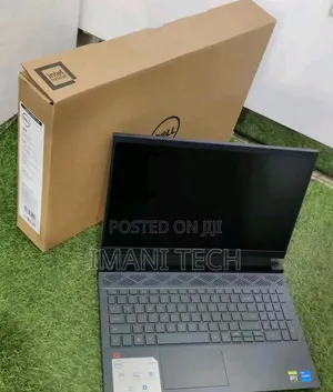 New Laptop Dell G15 5530 16GB Intel Core i7 SSD 1T