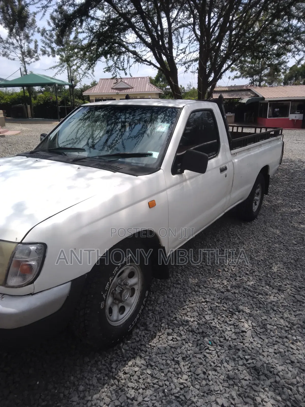 Nissan Hardbody 2016 White