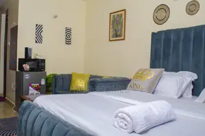 Beautifully Furnished Studio Airbnb Ruaka Town