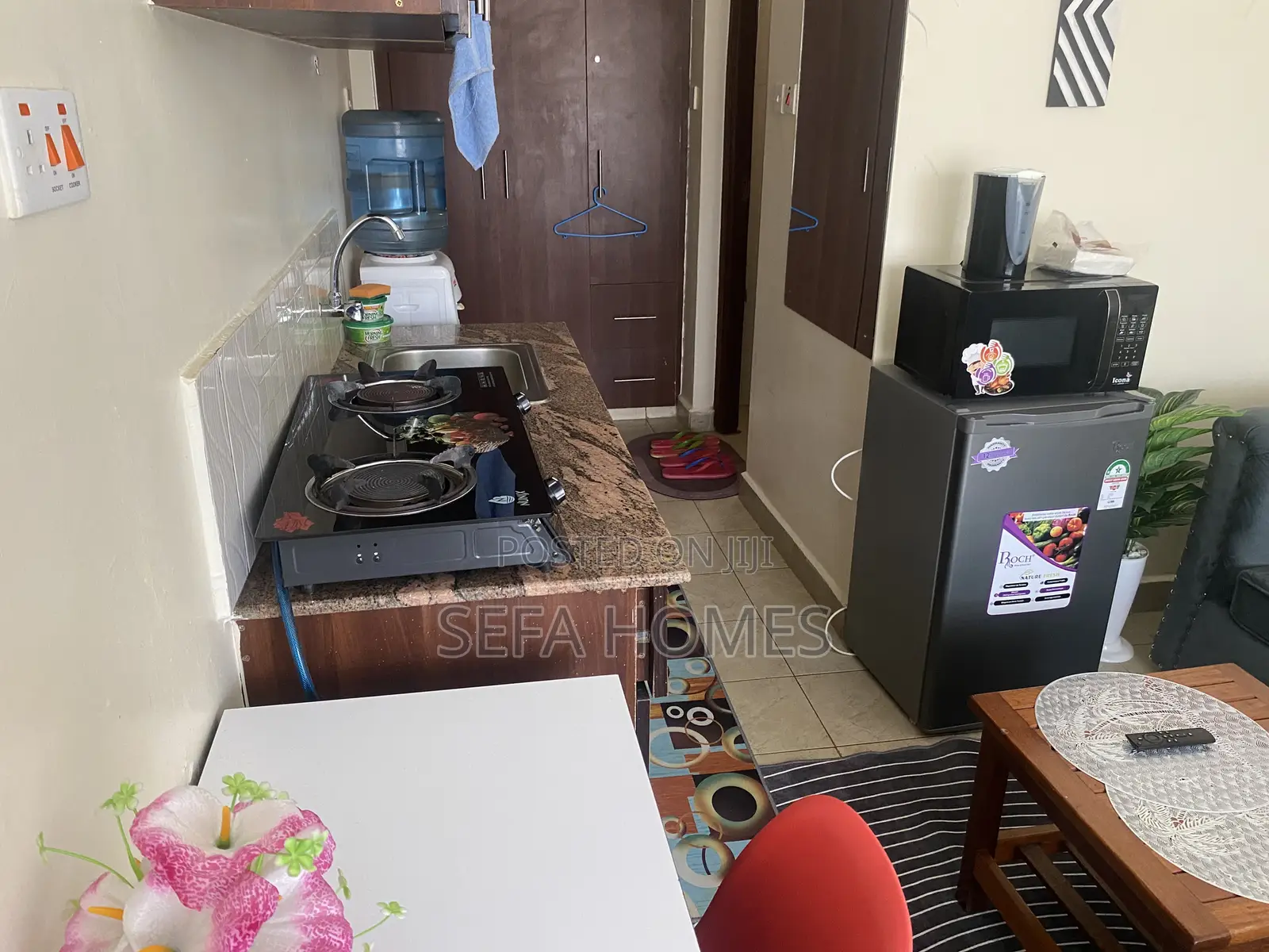 Beautifully Furnished Studio Airbnb Ruaka Town