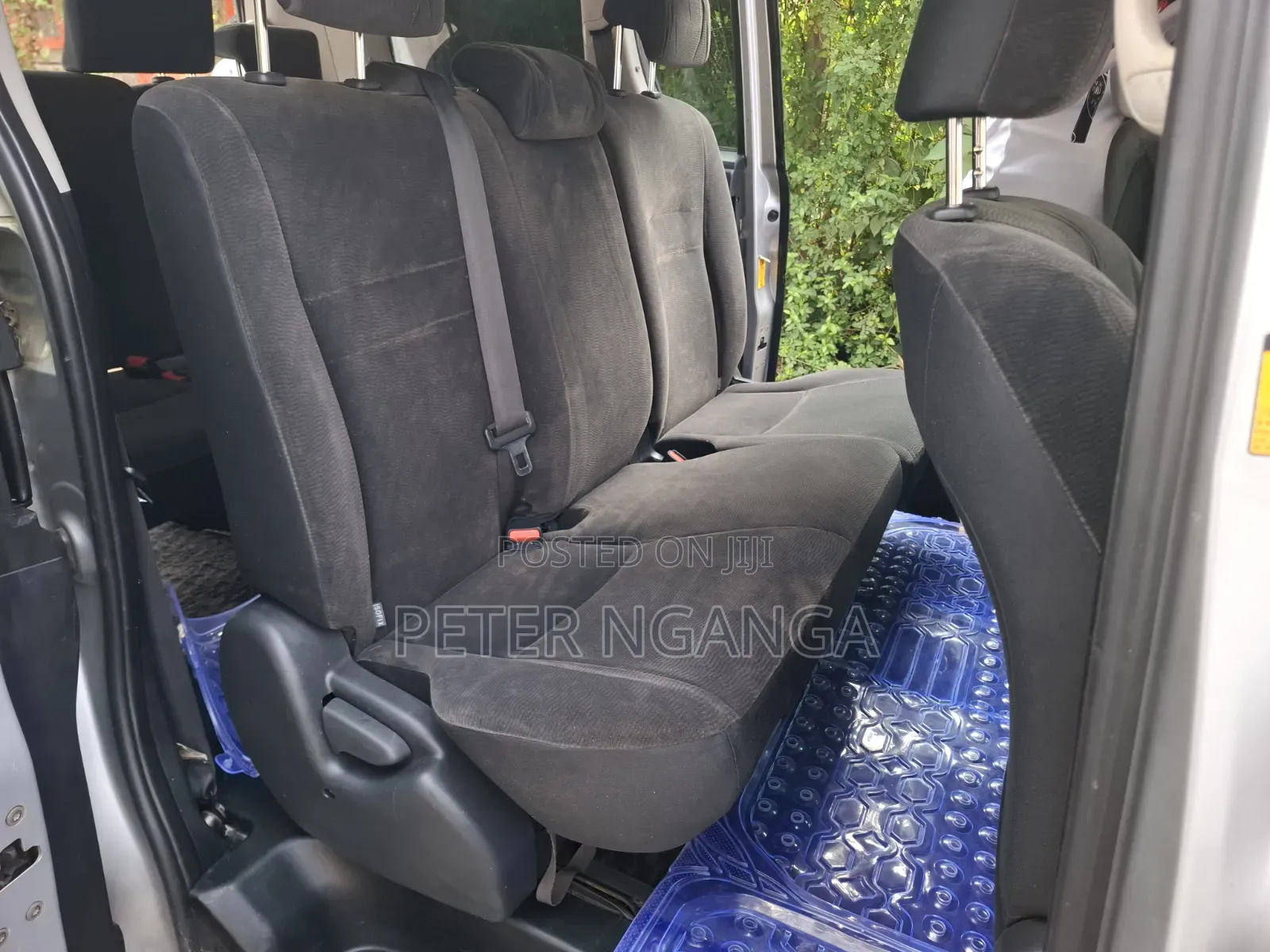 Toyota Voxy 2013 Silver