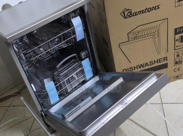 12 Setting Ramtons Dish Washer
