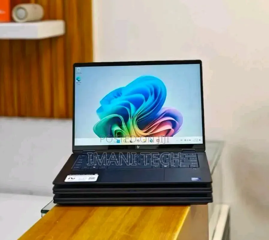 New Laptop HP OmniBook X Flip 14" 16GB Intel Core Ultra 5 SSD 512GB