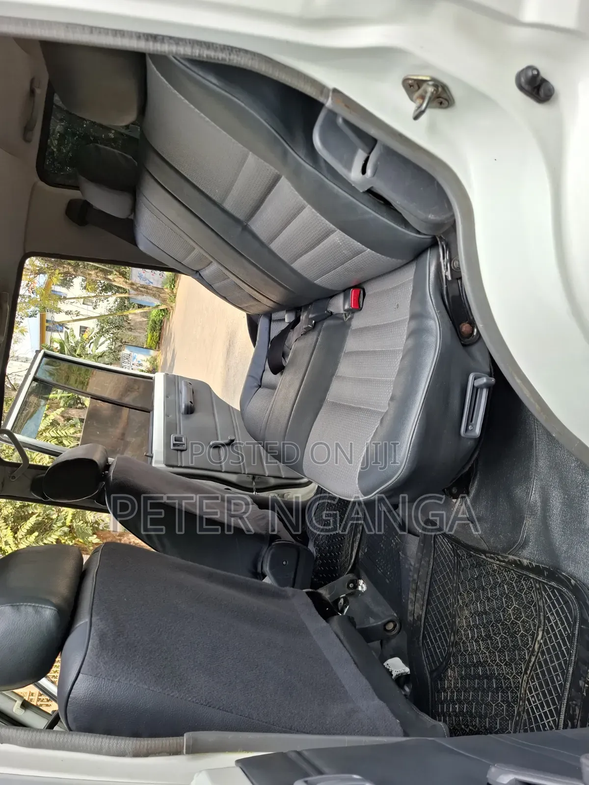 Toyota Land Cruiser 2008 White