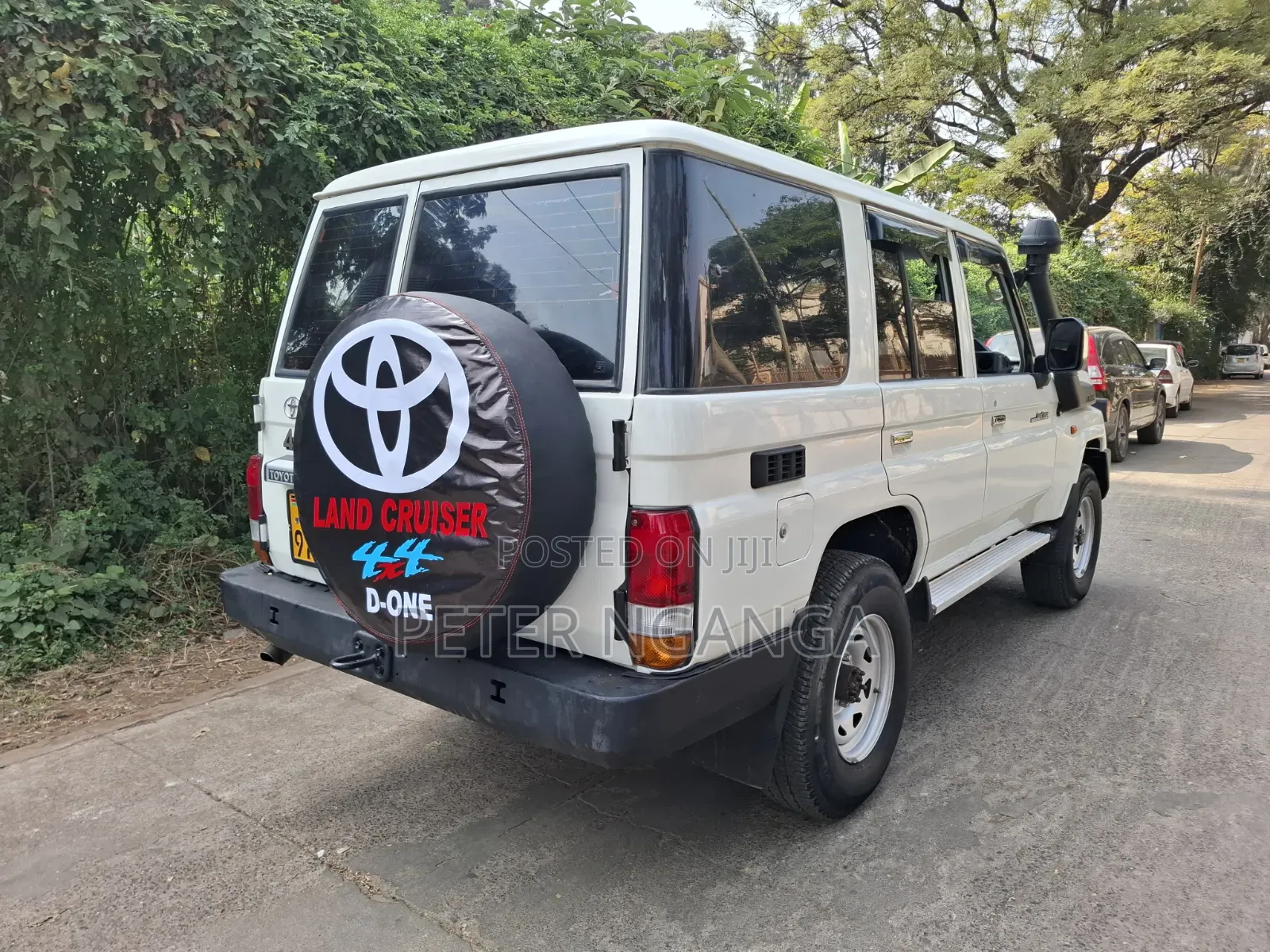 Toyota Land Cruiser 2008 White